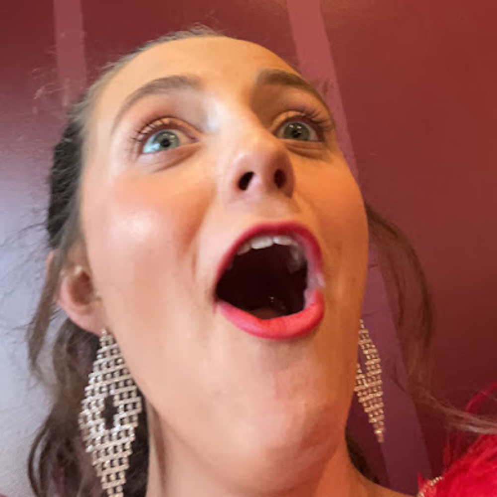 Meet your Posher, Isabella